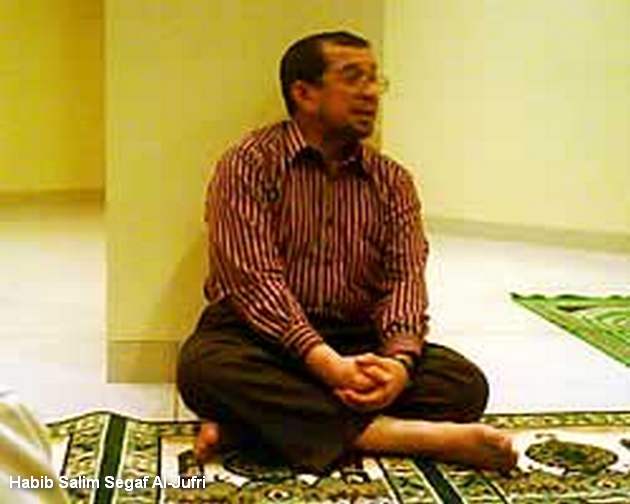 Kenangan yang Membekas Marbot Masjid pada Habib Salim Segaf