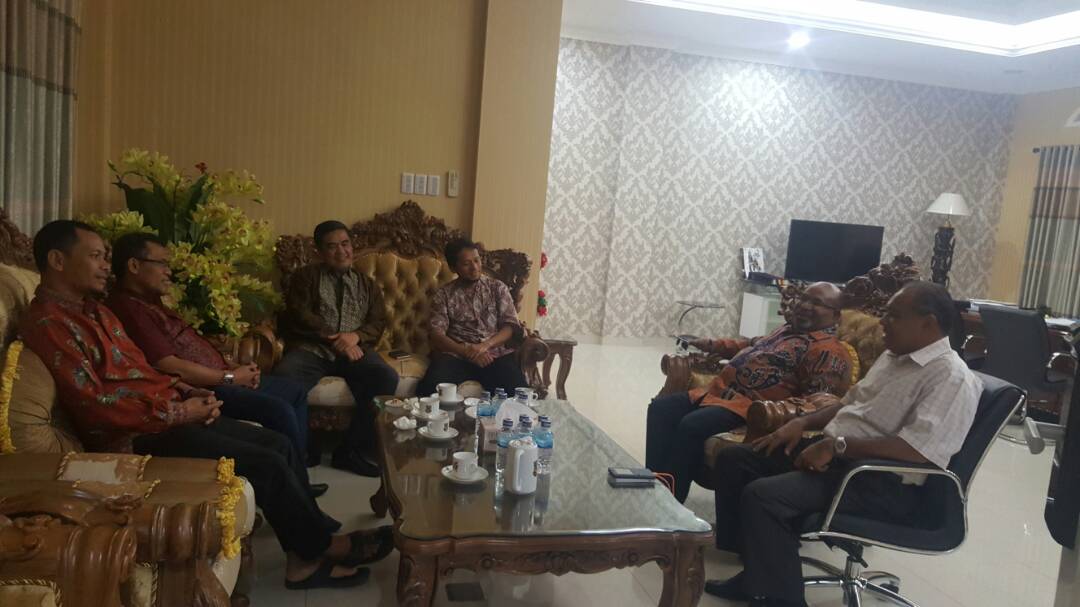 Bahas Permasalahan Papua, PKS Silaturahim dengan Gubernur Lukas Enembe